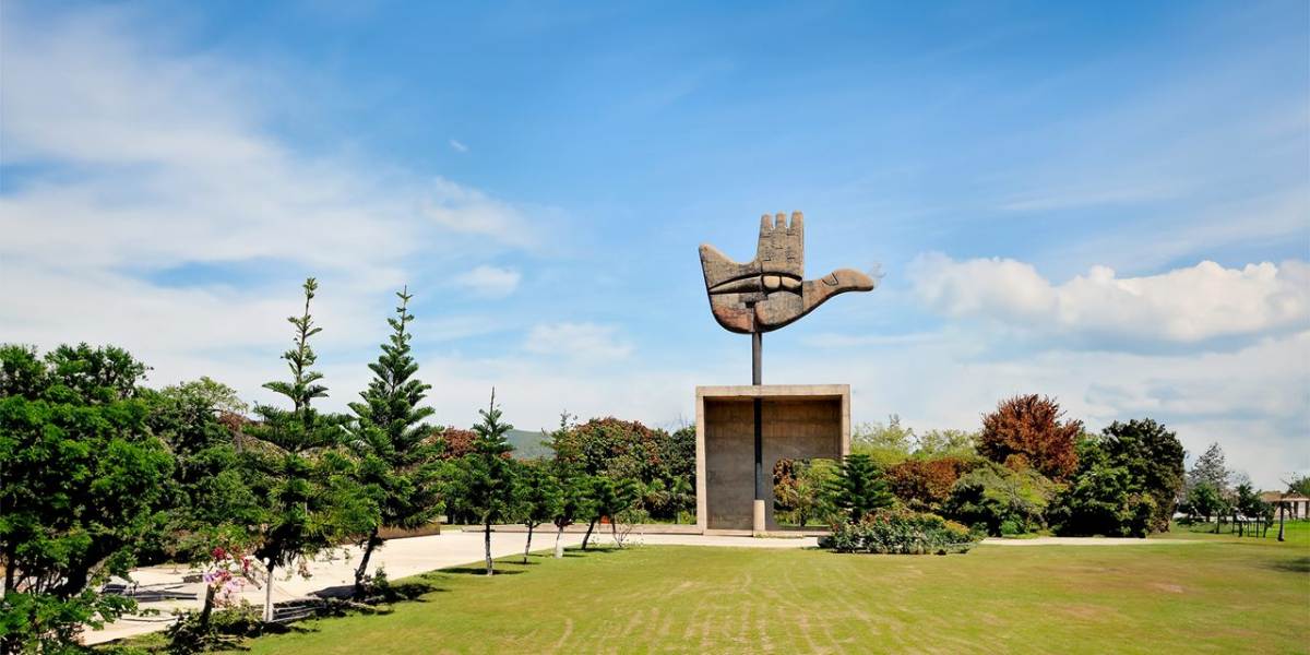 Jammu to Kashmir & Chandigarh Tour – 7 Days