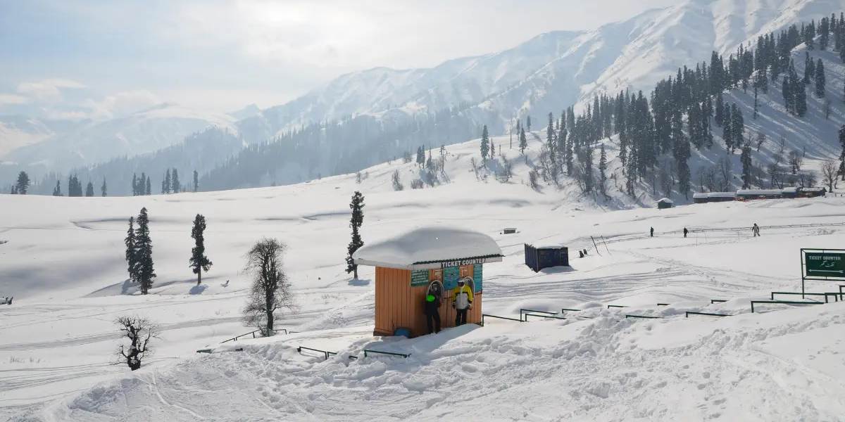 Chandigarh to Dalhousie & Dharamshala Getaway