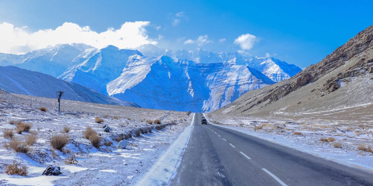 Chandigarh Leh Ladakh 10 Days Tour