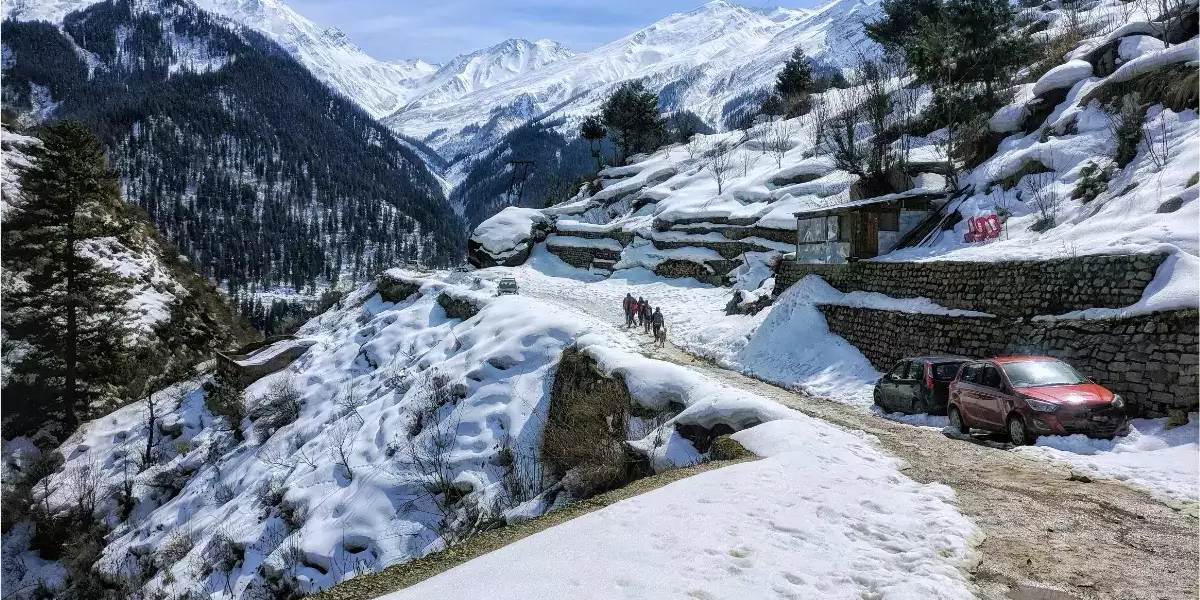 Chandigarh to Kasol & Manali Round Trip