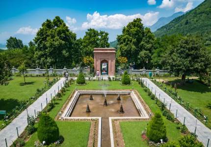 Jammu Srinagar Gulmarg Sonmarg Pahalgam Tour 9 Days